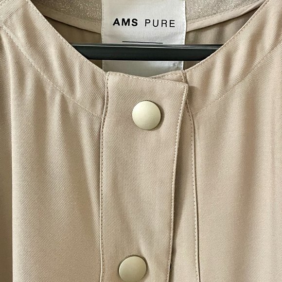AMS Pure Beige "Duster" Coat  - Made in Barcelona, Spain - Picture 3 of 13